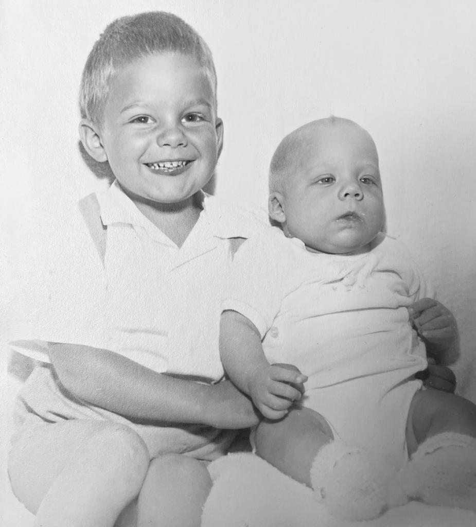 A young Bob Neigh and his brother
Phil. Phil has received Unity House
services since 1988.