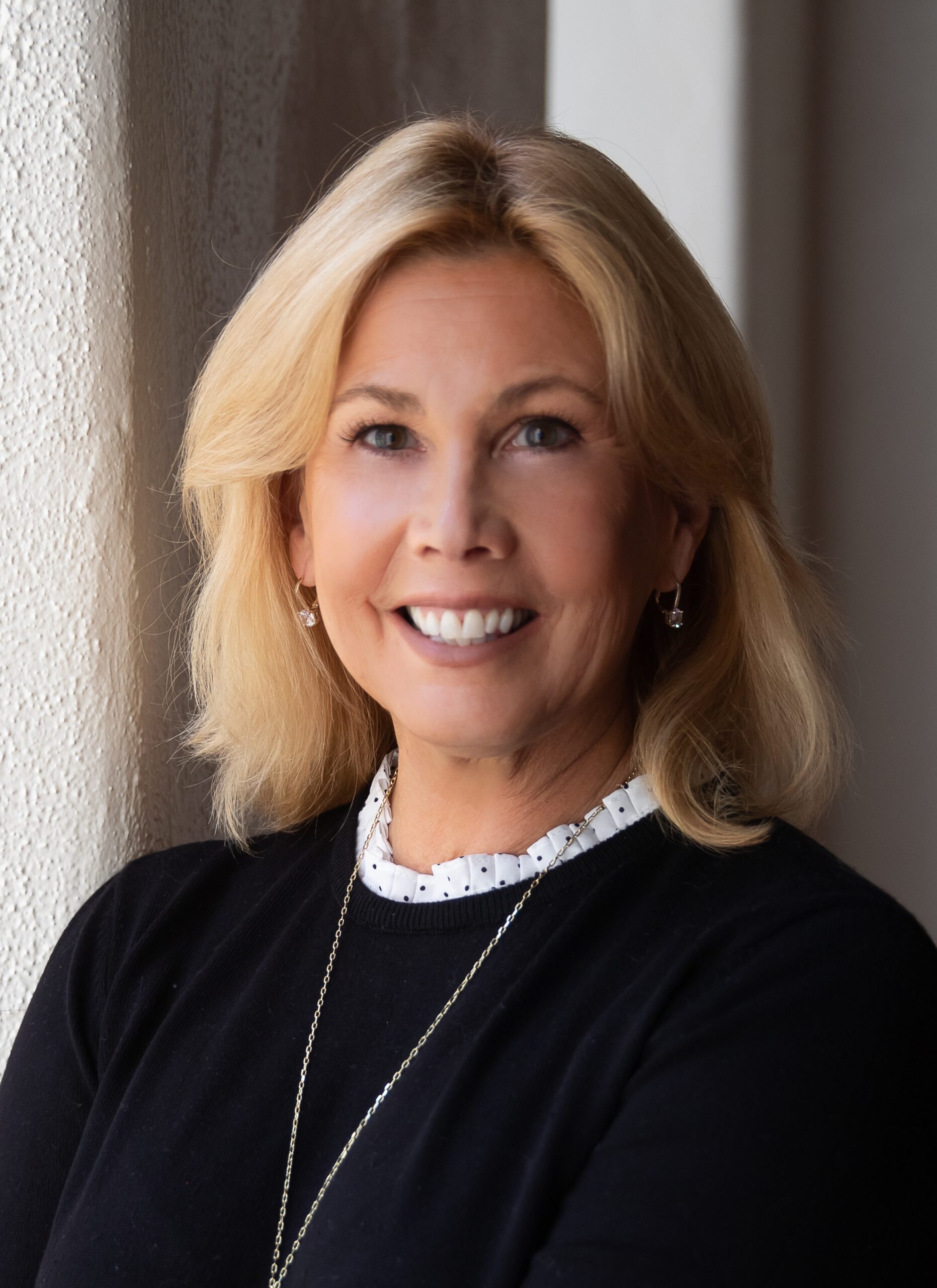 A headshot of Unity House CEO Liz Smith